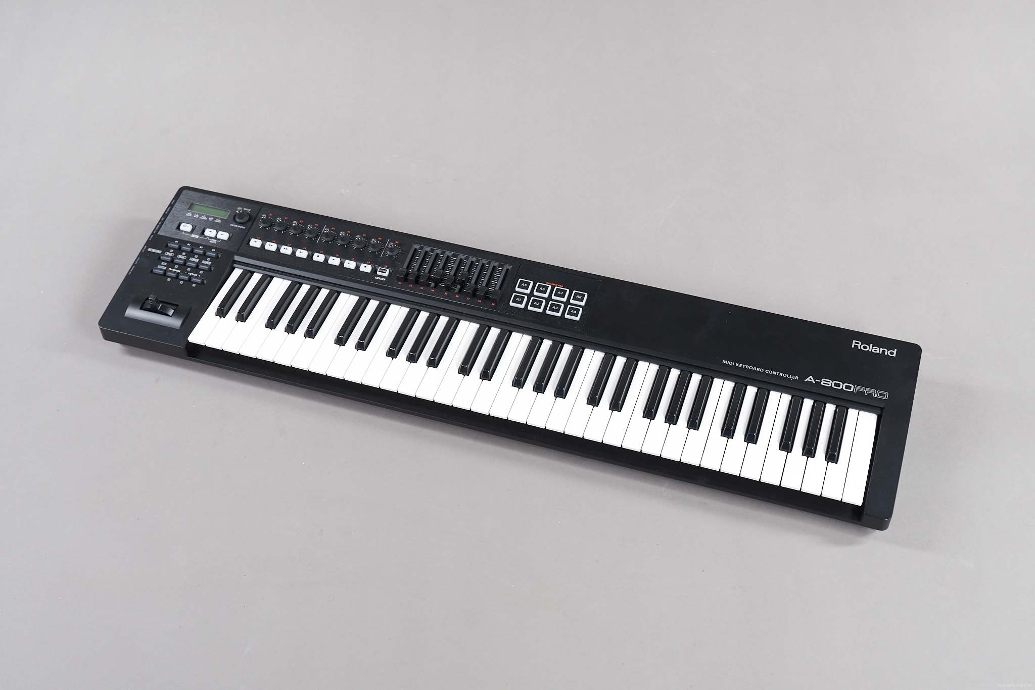 高級素材使用ブランド Roland A-800PRO MIDIキーボード by 楽器・機材